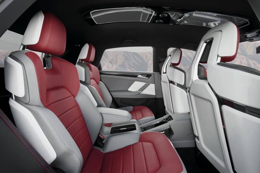  Volkswagen Cross Coupe Concept 2011 года  (фото 14 из 22)